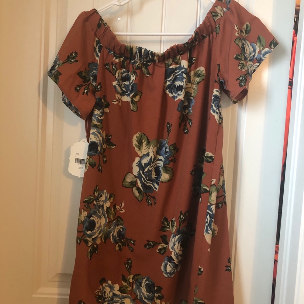 Altard state off the shoulder dress